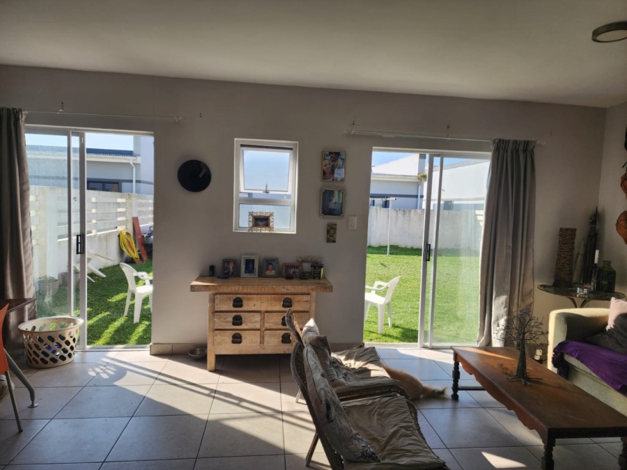 2 Bedroom Property for Sale in Parsonsvlei Eastern Cape